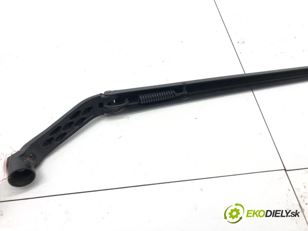 MAZDA CX-9 (TB) 2006 - 2022    3.7 201 kW [273 KM] benzyna 2012 - 2022  Rameno stierače predný pravé