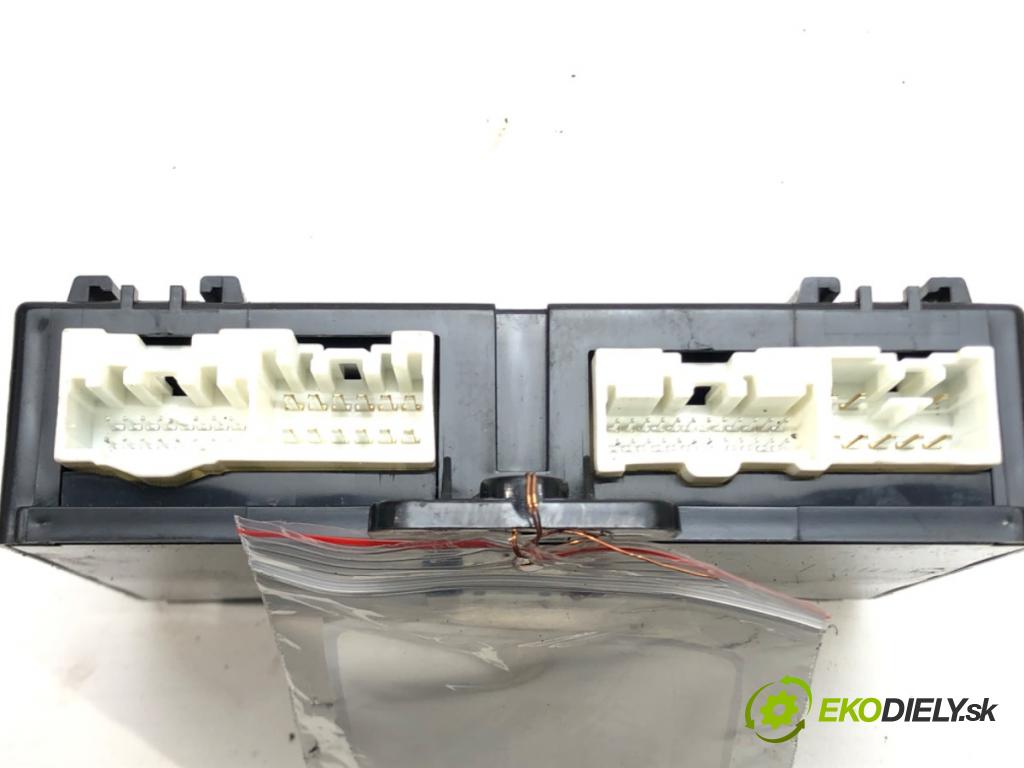 MAZDA 5 (CR19) 2005 - 2010    2.0 CD (CR19) 81 kW [110 KM] olej napędowy 2005 -   Modul BCM CD3467560C (Ostatné)