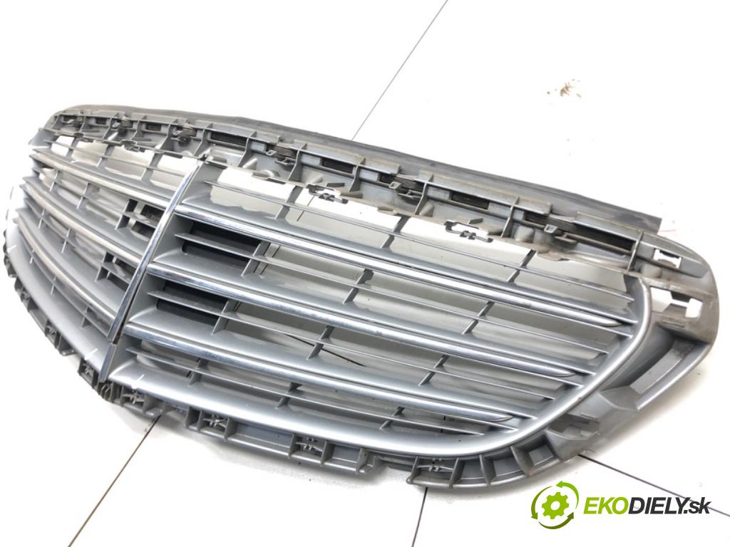 MERCEDES-BENZ KLASA E T-Model (S212) 2009 - 2016    E 200 CDI / BlueTEC (212.205, 212.206) 100 kW [136  mřížka maska A2128801383 (Mřížky (masky) chladičů)