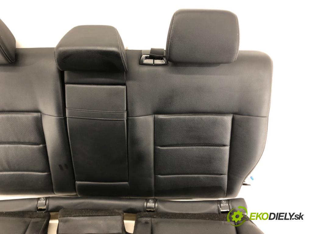 MERCEDES-BENZ KLASA E T-Model (S212) 2009 - 2016    E 200 CDI / BlueTEC (212.205, 212.206) 100 kW [136  Sedadlo zad  (Sedačky, sedadlá)