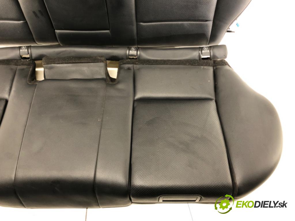 MERCEDES-BENZ KLASA E T-Model (S212) 2009 - 2016    E 200 CDI / BlueTEC (212.205, 212.206) 100 kW [136  Sedadlo zad  (Sedačky, sedadlá)