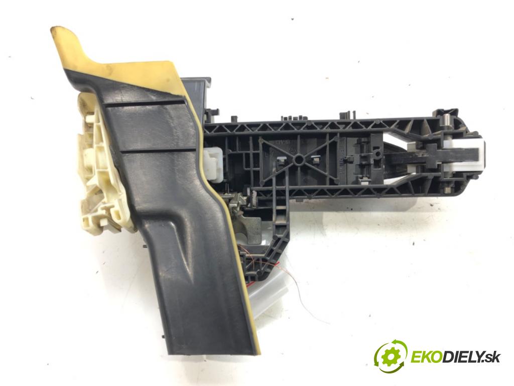 MERCEDES-BENZ KLASA E T-Model (S212) 2009 - 2016    E 200 CDI / BlueTEC (212.205, 212.206) 100 kW [136  Kľučka predný ľavá strana vonkajšia A2047601534 (Vonkajšie predné ľavé)