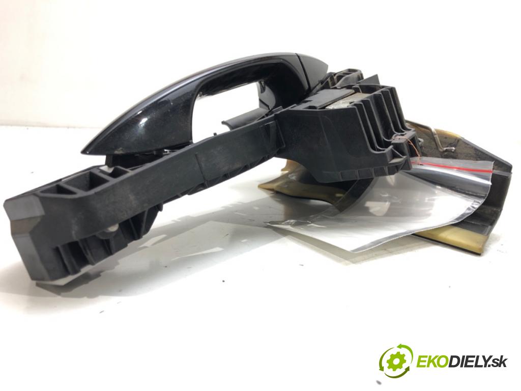 MERCEDES-BENZ KLASA E T-Model (S212) 2009 - 2016    E 200 CDI / BlueTEC (212.205, 212.206) 100 kW [136  Kľučka predný ľavá strana vonkajšia A2047601534 (Vonkajšie predné ľavé)