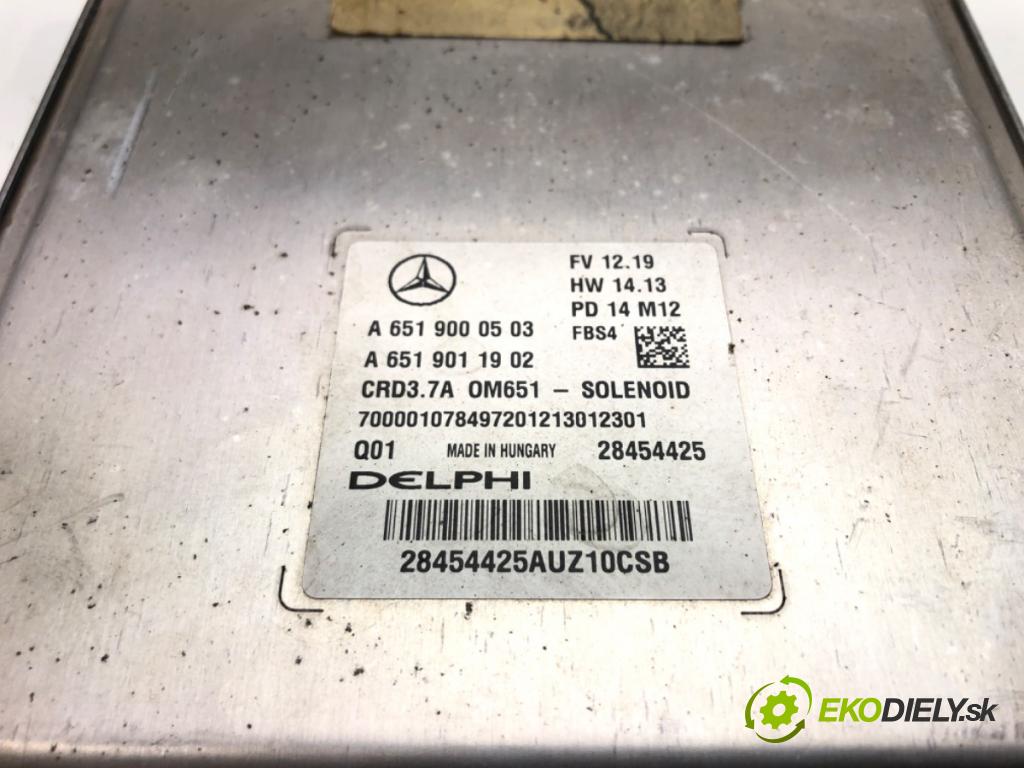 MERCEDES-BENZ KLASA E T-Model (S212) 2009 - 2016    E 200 CDI / BlueTEC (212.205, 212.206) 100 kW [136 KM] olej napędowy 2009 - 2016  riadiaca jednotka Motor A6519000503 (Riadiace jednotky)