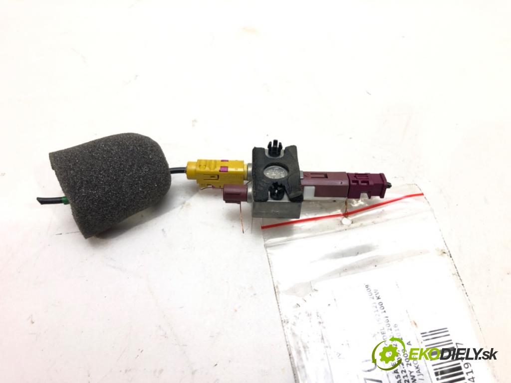 MERCEDES-BENZ KLASA E T-Model (S212) 2009 - 2016    E 200 CDI / BlueTEC (212.205, 212.206) 100 kW [136  Zosilňovač Antenní: A2128704089 (Zosilňovače)