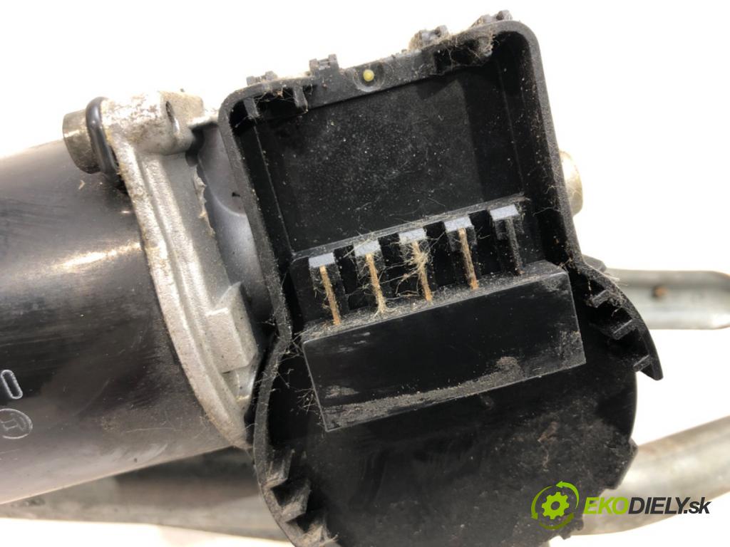 AUDI A6 C5 (4B2) 1997 - 2005    2.5 TDI 110 kW [150 KM] olej napędowy 1997 - 2005  Mechanizmus stieračov predný 4B1955113 (Motorčeky stieračov predné)