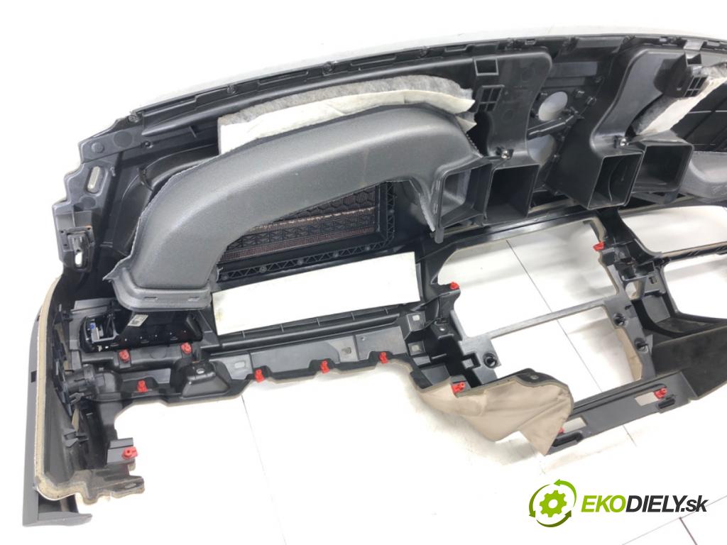 BMW 5 (F10) 2009 - 2016    535 i 225 kW [306 KM] benzyna 2010 - 2016  Palubná doska  (Palubné dosky)