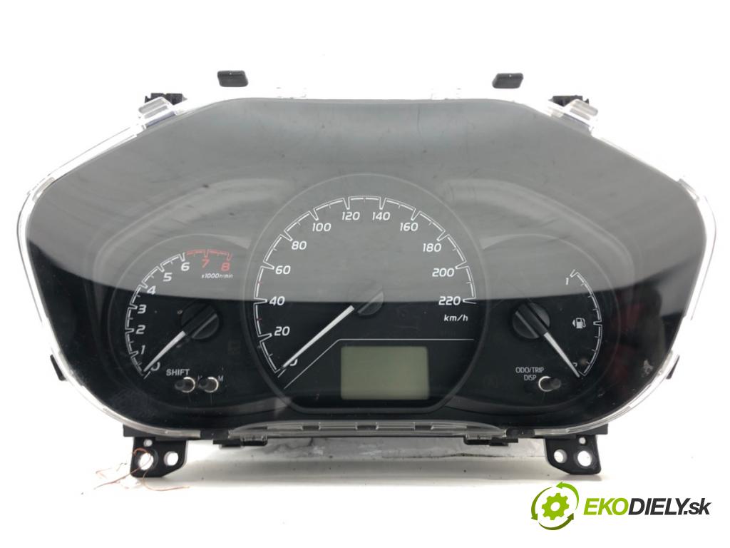 TOYOTA YARIS (_P13_) 2010 - 2022    1.0 (KSP130_) 51 kW [69 KM] benzyna 2010 - 2022  Prístrojovka 83800-F5760 (Prístrojové dosky, displeje)