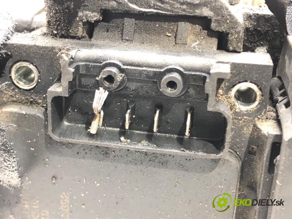 OPEL VECTRA C (Z02) 2002 - 2009    2.2 DTI 16V (F69) 92 kW [125 KM] olej napędowy 200  Pumpa vstrekovacia 0470504205 (Vstrekovacie čerpadlá)