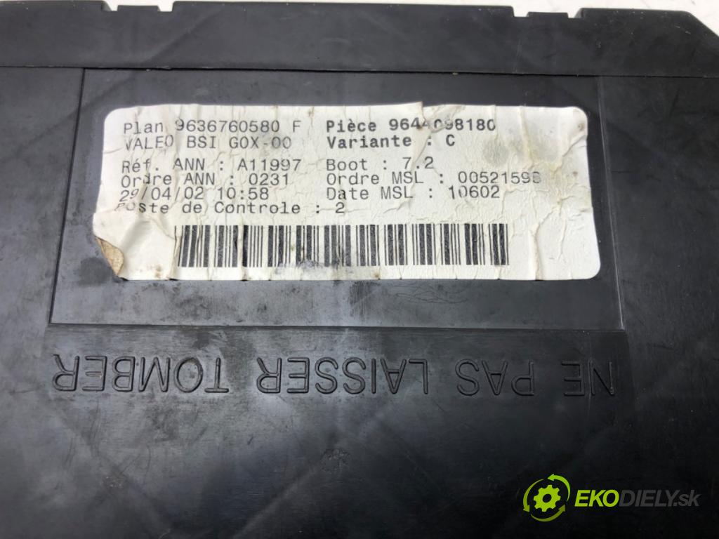 PEUGEOT 307 (3A/C) 2000 - 2012    2.0 HDi 90 66 kW [90 KM] olej napędowy 2000 - 2007  Modul BSI 9636760580F (Poistkové skrinky)