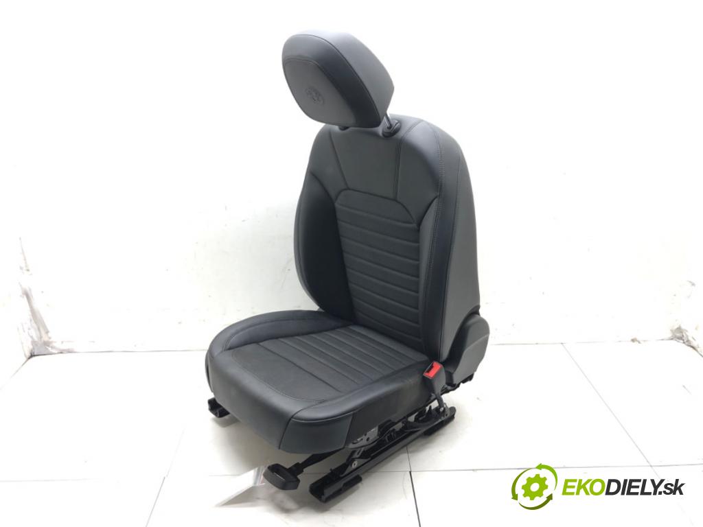 ALFA ROMEO GIULIA (952_) 2015 - 2022    2.0 Super (952ABA25B) 147 kW [200 KM] benzyna 2016  Sedadlo pravy  (Sedačky, sedadlá)