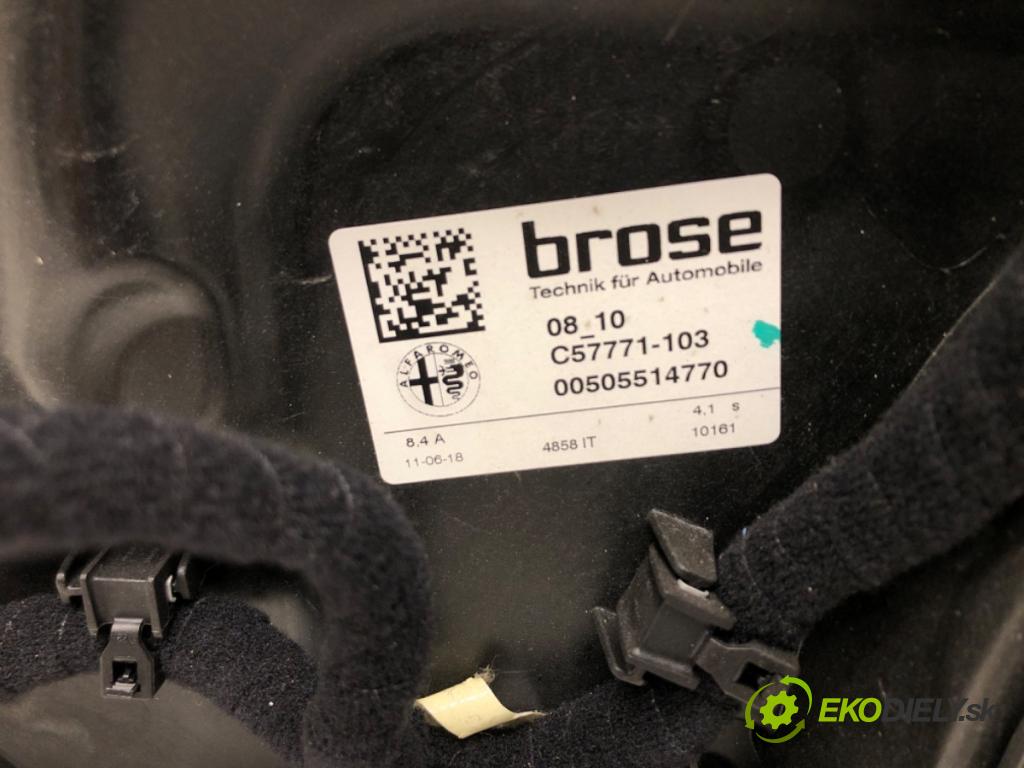 ALFA ROMEO GIULIA (952_) 2015 - 2022    2.0 Super (952ABA25B) 147 kW [200 KM] benzyna 2016  mechanismus okna přední část levý