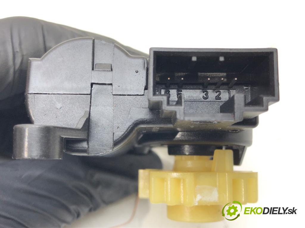 ALFA ROMEO GIULIA (952_) 2015 - 2022    2.0 Super (952ABA25B) 147 kW [200 KM] benzyna 2016  Motorček kúrenia 113800-4210 (Motorčeky kúrenia)