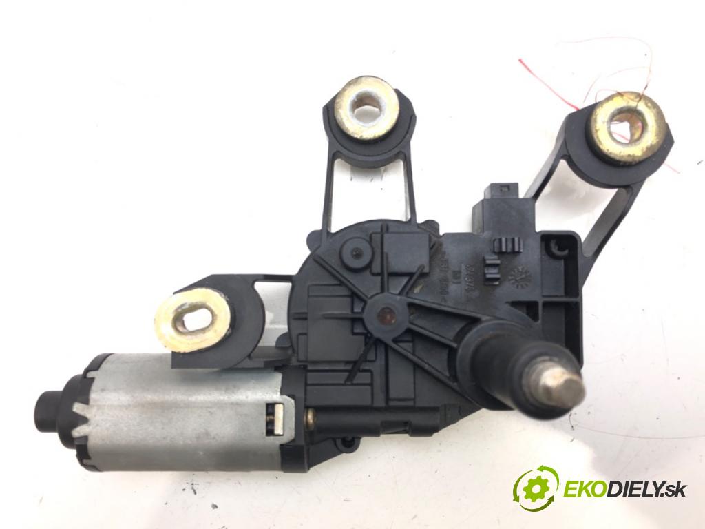 FORD FIESTA V (JH_, JD_) 2001 - 2014    1.4 TDCi 50 kW [68 KM] olej napędowy 2001 - 2008  Motorček stieračov zad 2S61-A17K441-AB (Ostatné)
