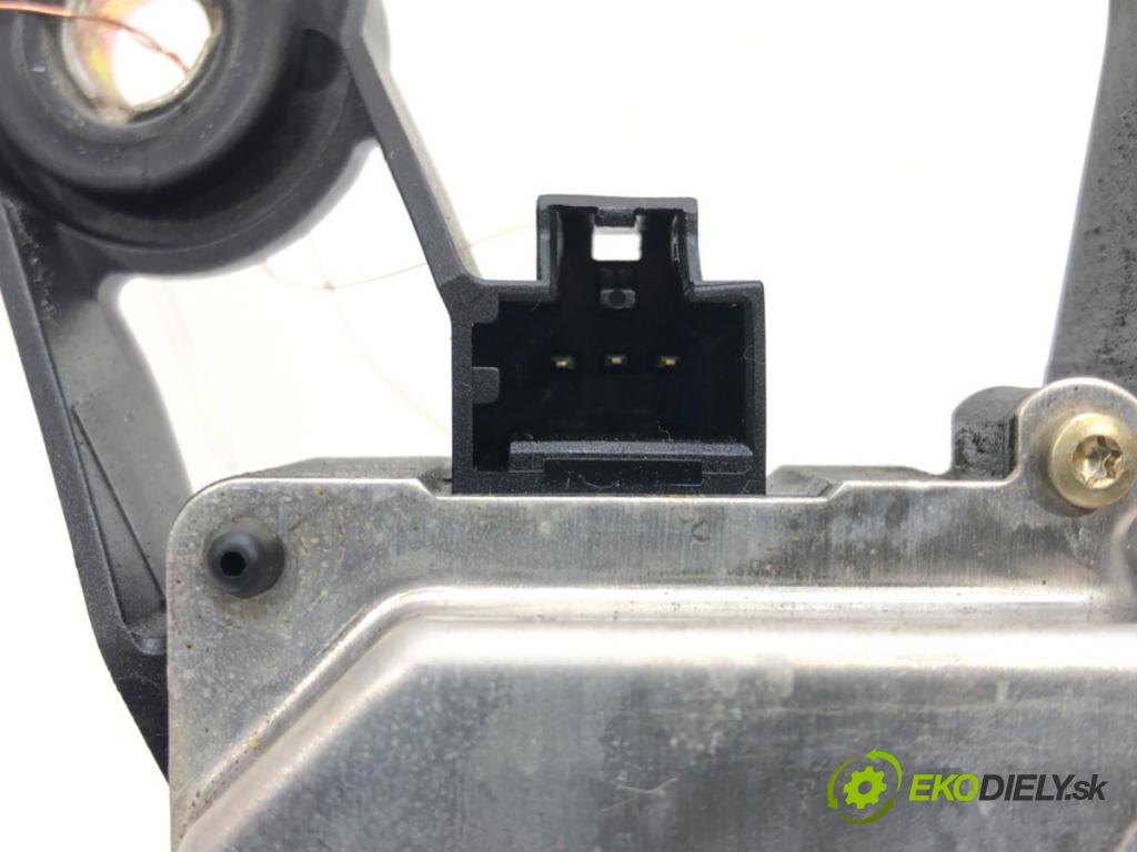 FORD FIESTA V (JH_, JD_) 2001 - 2014    1.4 TDCi 50 kW [68 KM] olej napędowy 2001 - 2008  Motorček stieračov zad 2S61-A17K441-AB (Ostatné)