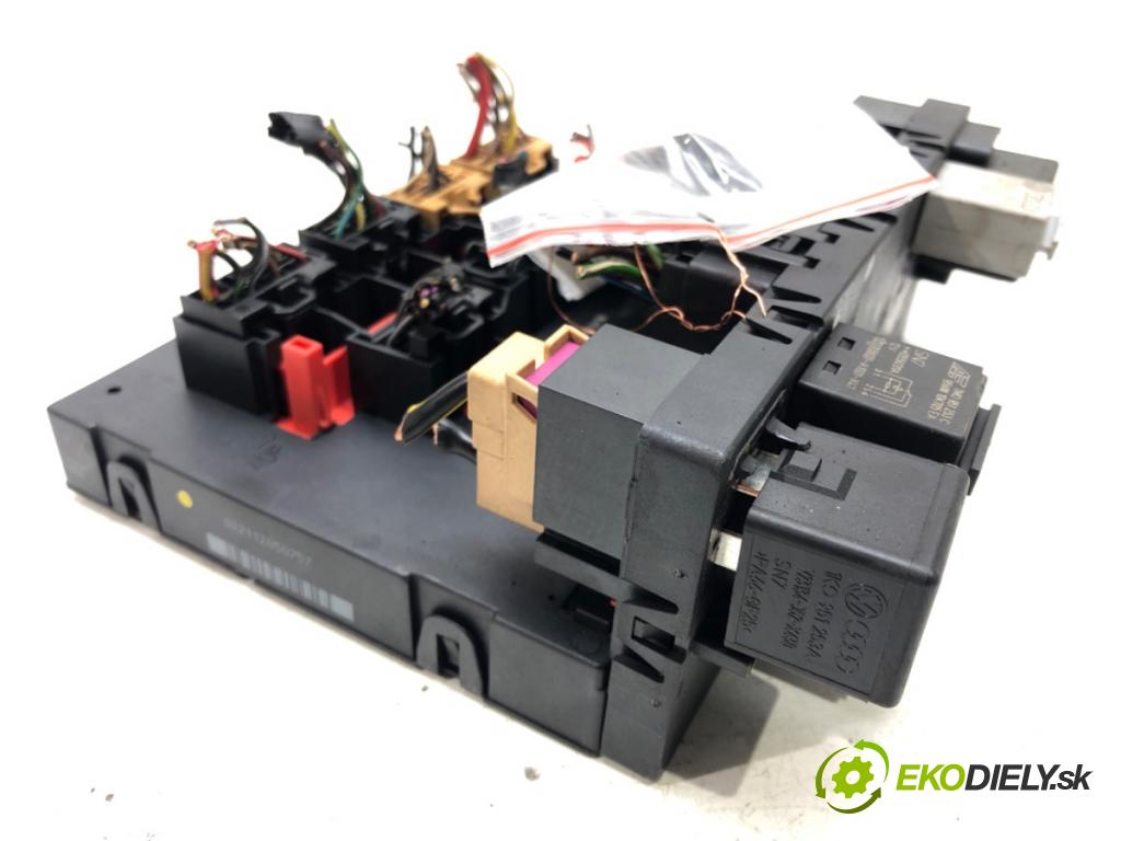 VW PASSAT B6 Variant (3C5) 2005 - 2011    1.9 TDI 77 kW 2005 - 2010  Modul BORDNETZ 3C0937049J (Ostatné)