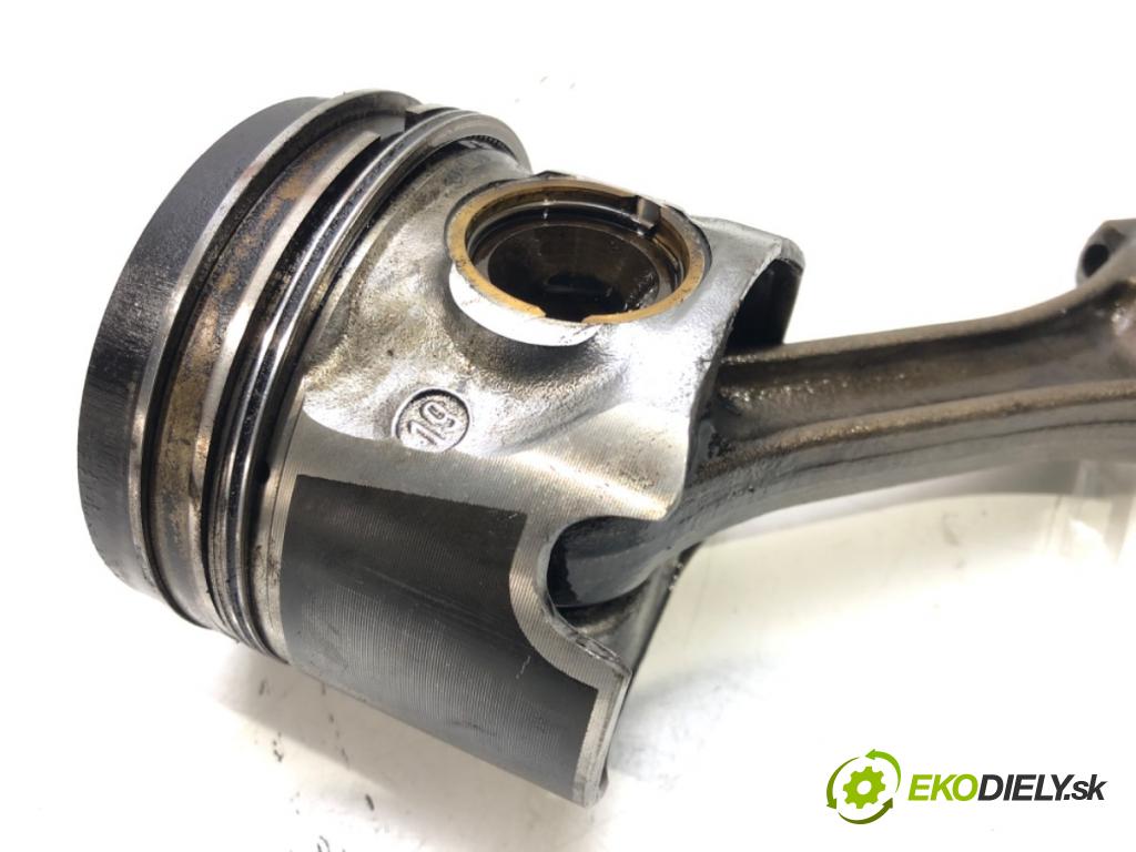 VW PASSAT B6 Variant (3C5) 2005 - 2011    1.9 TDI 77 kW [105 KM] olej napędowy 2005 - 2010  PIEST: ojnica BKC (Piesty)