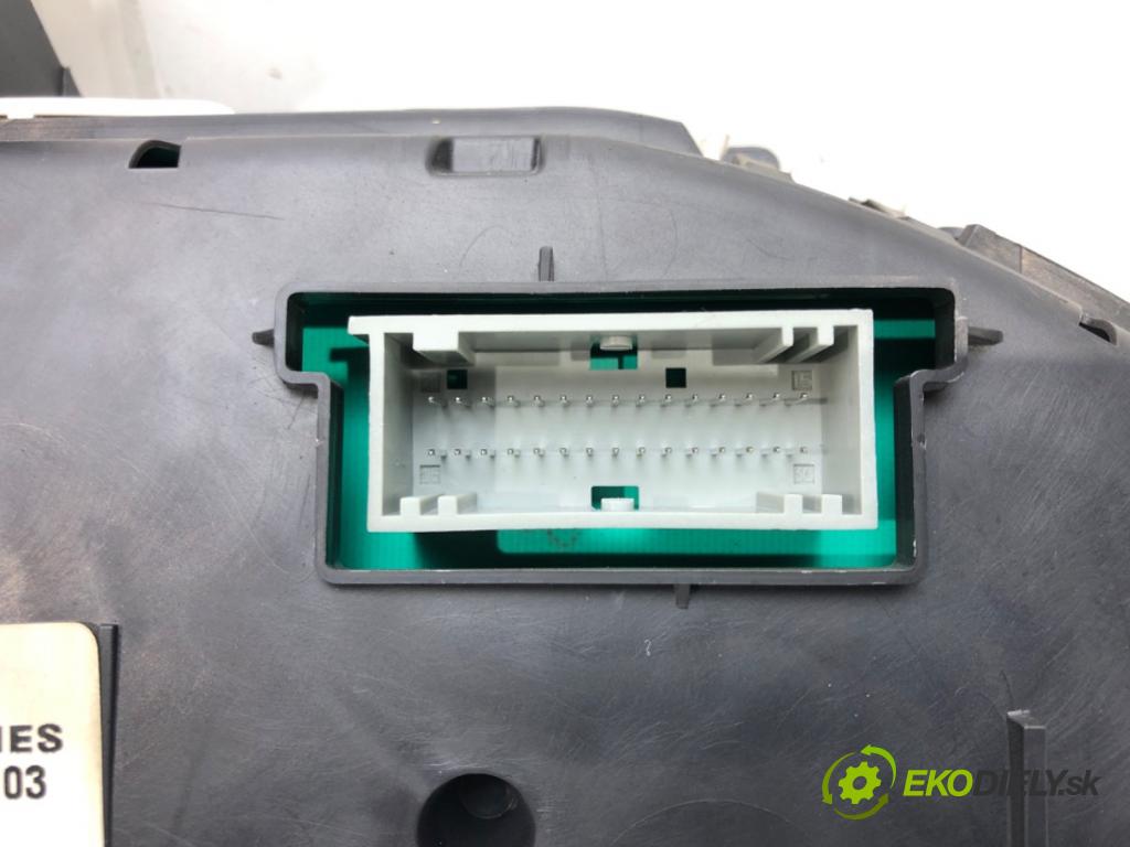RENAULT MEGANE II (BM0/1_, CM0/1_) 2001 - 2012 1.5 dCi (BM0F, BM0T, BM2B, CM0F, CM0T) 60 kW [82 K Prístrojovka 8200306535A (Prístrojové dosky, displeje)
