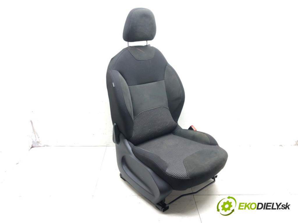 CITROEN C3 II (SC_) 2009 - 2022    1.6 VTi 120 88 kW [120 KM] benzyna 2009 - 2022  sedadlo pravý  (Sedačky, sedadla)
