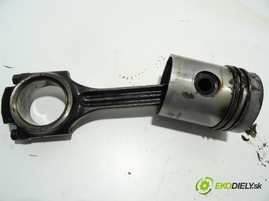 IFA ADK    70  PIEST: ojnica 4SZT