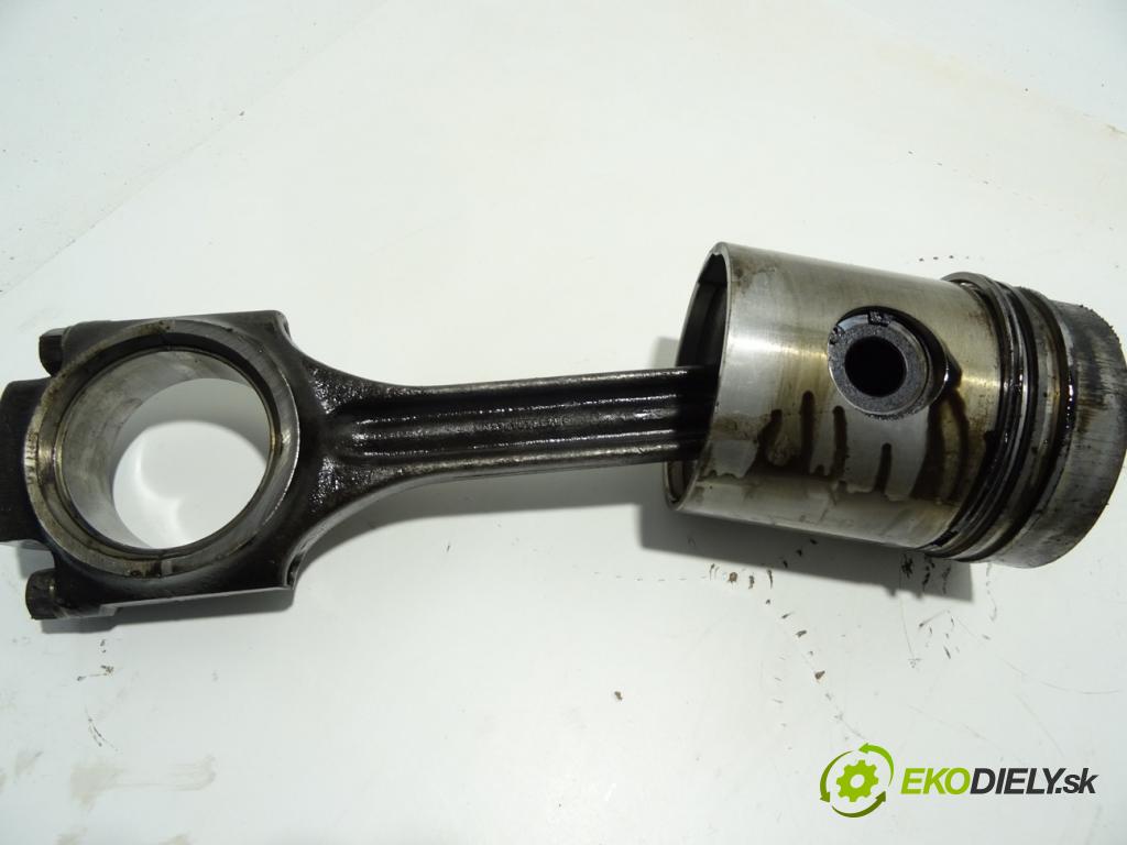 IFA ADK    70  PIEST: ojnica 4SZT