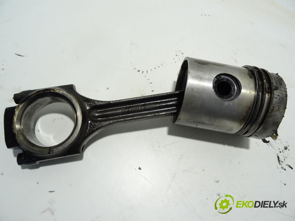 IFA ADK    70  PIEST: ojnica 4SZT