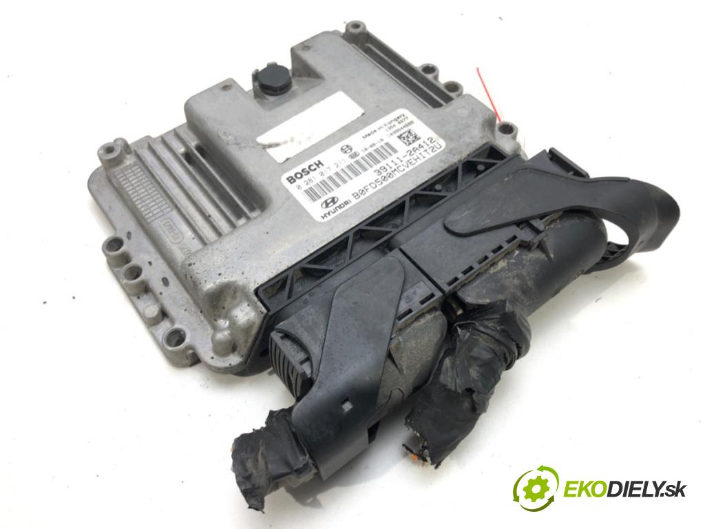 HYUNDAI i30 (FD) 2007 - 2012    1.6 CRDi 94 kW [128 KM] olej napędowy 2010 - 2011  řídící jednotka motora 0281017211 (Řídící jednotky)