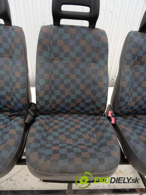 MERCEDES-BENZ VITO Autobus (W638) 1996 - 2003    112 CDI 2.2 (638.194) 90 kW [122 KM] olej napędowy  Sedadlo zadný tretí RIADOK: Sedadlo