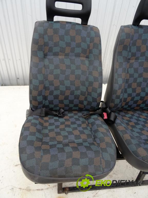 MERCEDES-BENZ VITO Autobus (W638) 1996 - 2003    112 CDI 2.2 (638.194) 90 kW [122 KM] olej napędowy  Sedadlo zadný tretí RIADOK: Sedadlo