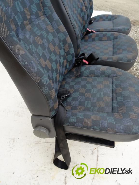 MERCEDES-BENZ VITO Autobus (W638) 1996 - 2003    112 CDI 2.2 (638.194) 90 kW [122 KM] olej napędowy  Sedadlo zadný tretí RIADOK: Sedadlo