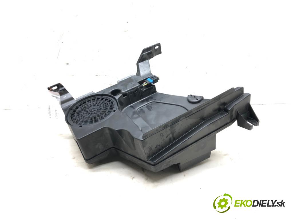 PEUGEOT 508 I (8D_) 2010 - 2018    2.0 HDi 120 kW [163 KM] olej napędowy 2010 - 2018  subwoofer 9665442680 (Audio zariadenia)