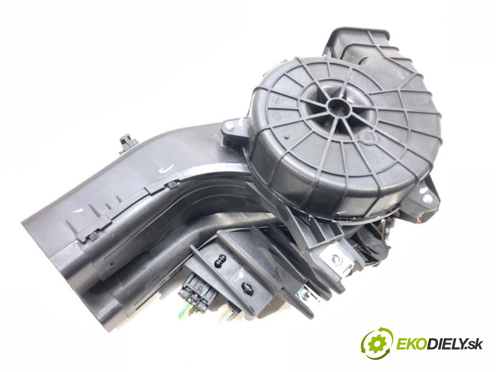 PEUGEOT 508 I (8D_) 2010 - 2018    2.0 HDi 120 kW [163 KM] olej napędowy 2010 - 2018  Ventilátor ventilátor kúrenia zad 9686373280