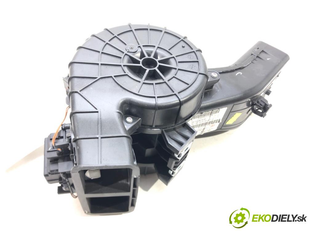 PEUGEOT 508 I (8D_) 2010 - 2018    2.0 HDi 120 kW [163 KM] olej napędowy 2010 - 2018  Ventilátor ventilátor kúrenia zad 9686373280