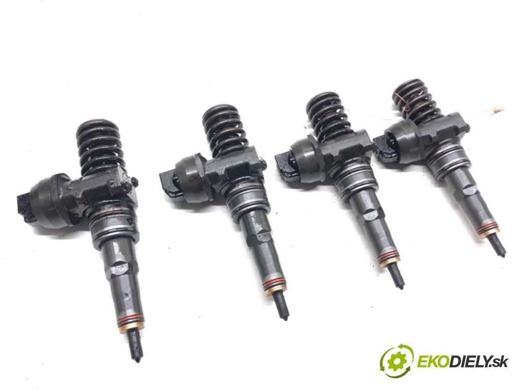 SEAT IBIZA III (6L1) 2002 - 2009    1.9 TDI 74 kW [100 KM] olej napędowy 2002 - 2009  vstrekovače 038130073AG (Vstrekovače)
