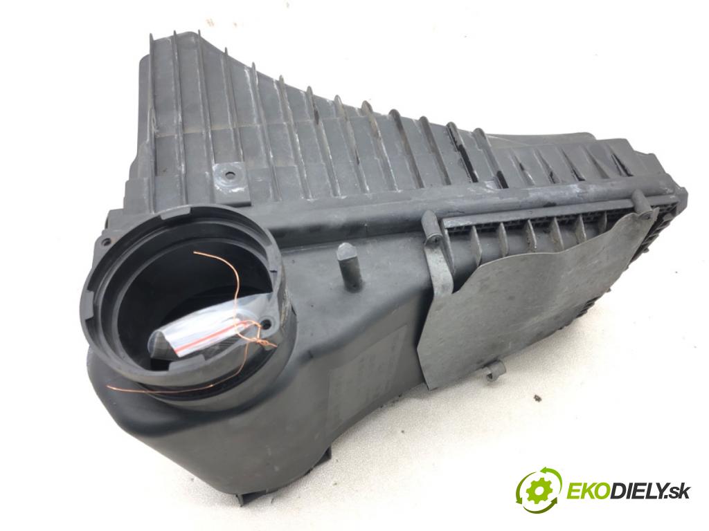 VW TOUAREG (7LA, 7L6, 7L7) 2002 - 2013    3.0 V6 TDI 165 kW [225 KM] olej napędowy 2004 - 20  Obal filtra vzduchu 7L6129601Q (Obaly filtrov vzduchu)