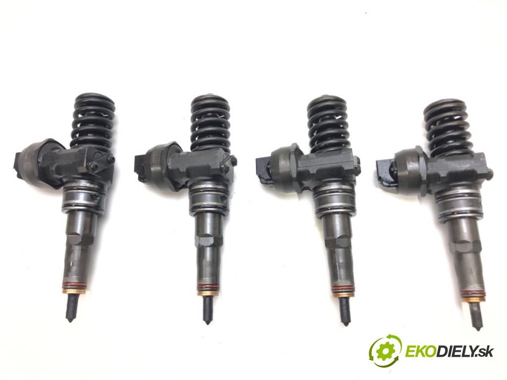 VW JETTA III (1K2) 2004 - 2013    1.9 TDI 77 kW [105 KM] olej napędowy 2005 - 2010  vstrekovače 038130073AG (Vstrekovače)