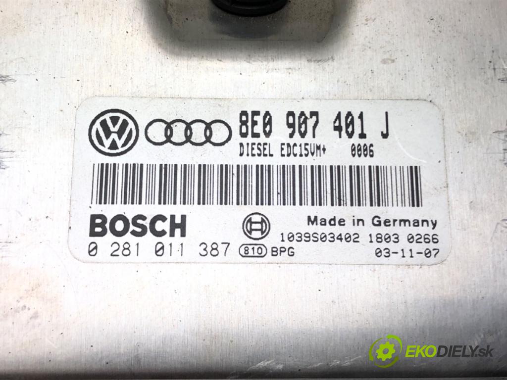 AUDI A6 C5 Avant (4B5) 1997 - 2005    2.5 TDI 132 kW [180 KM] olej napędowy 2000 - 2005  riadiaca jednotka Motor 8E0907401J (Riadiace jednotky)