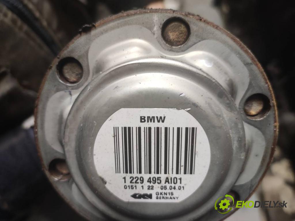 BMW 3 (E46) 1997 - 2005    320 d 100 kW [136 KM] olej napędowy 1998 - 2001  Poloos ľavá strana 1229495 (Poloosy)
