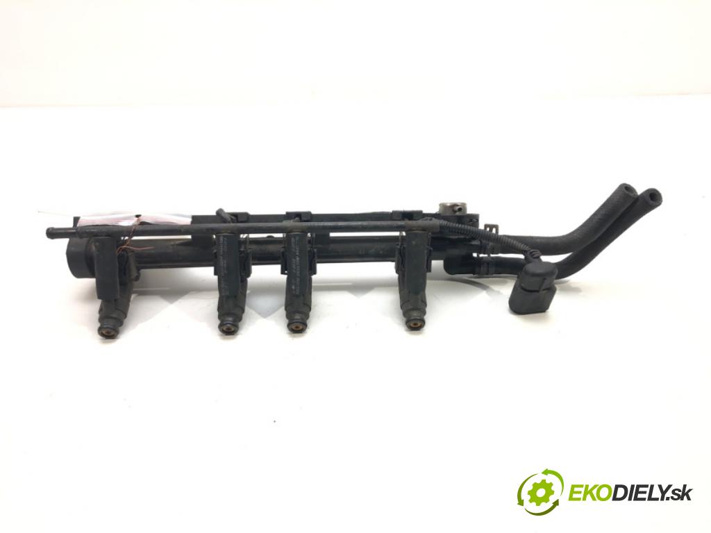 VW BORA I (1J2) 1998 - 2013    2.0 85 kW [115 KM] benzyna 1998 - 2013  Lišta vstrekovacia Vstrekovacie ventily 06A906031C (Vstrekovacie lišty)