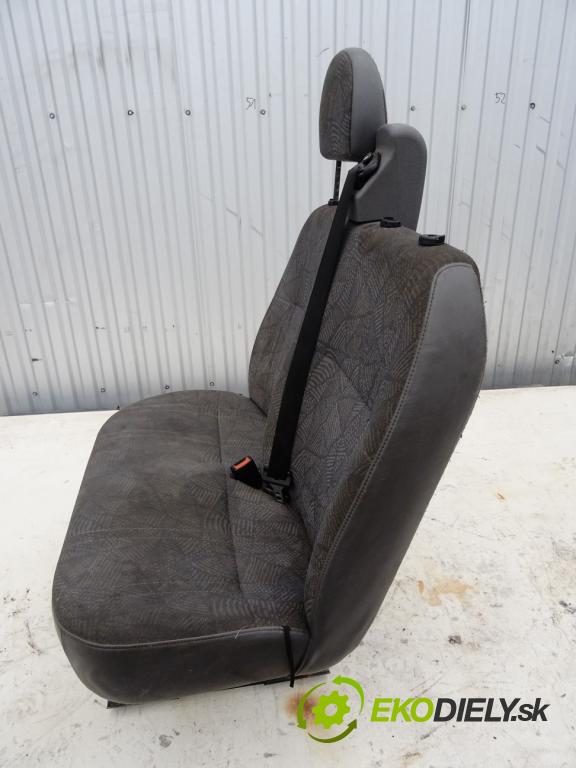 FORD TRANSIT Autobus (FD_ _, FB_ _, FS_ _, FZ_ _, FC_ _) 2000 - 2006    2.0 DI (F_E_, F_F_, F_G_) 63 kW [86 KM] olej napęd  Sedadlo pravy DVOJNÁSOBEK:  (Sedačky, sedadlá)