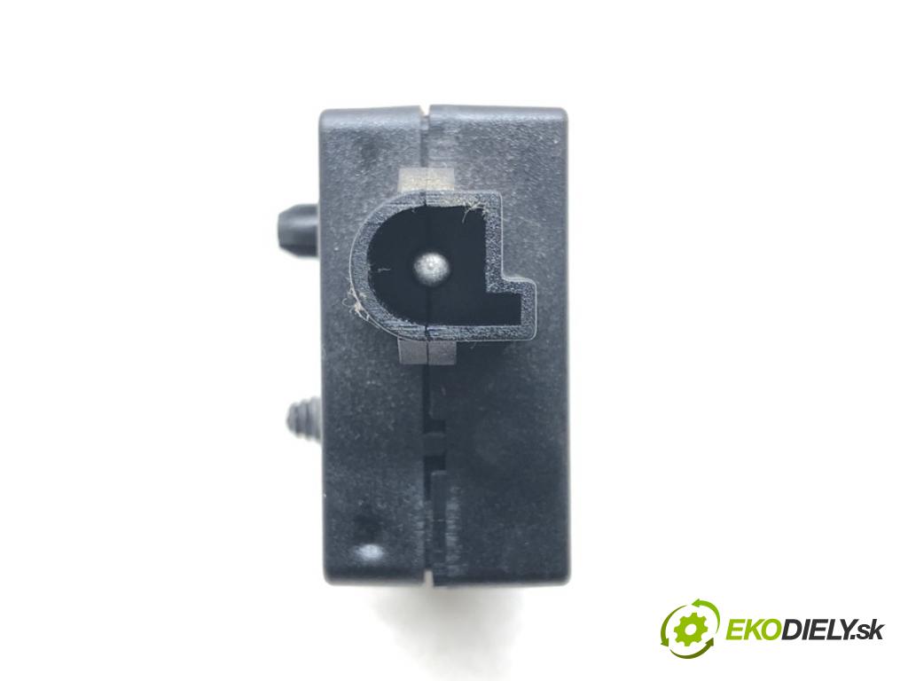 BMW X1 (E84) 2009 - 2015    sDrive 18 d 105 kW [143 KM] olej napędowy 2009 - 2  Zosilňovač 9181453 (Zosilňovače)