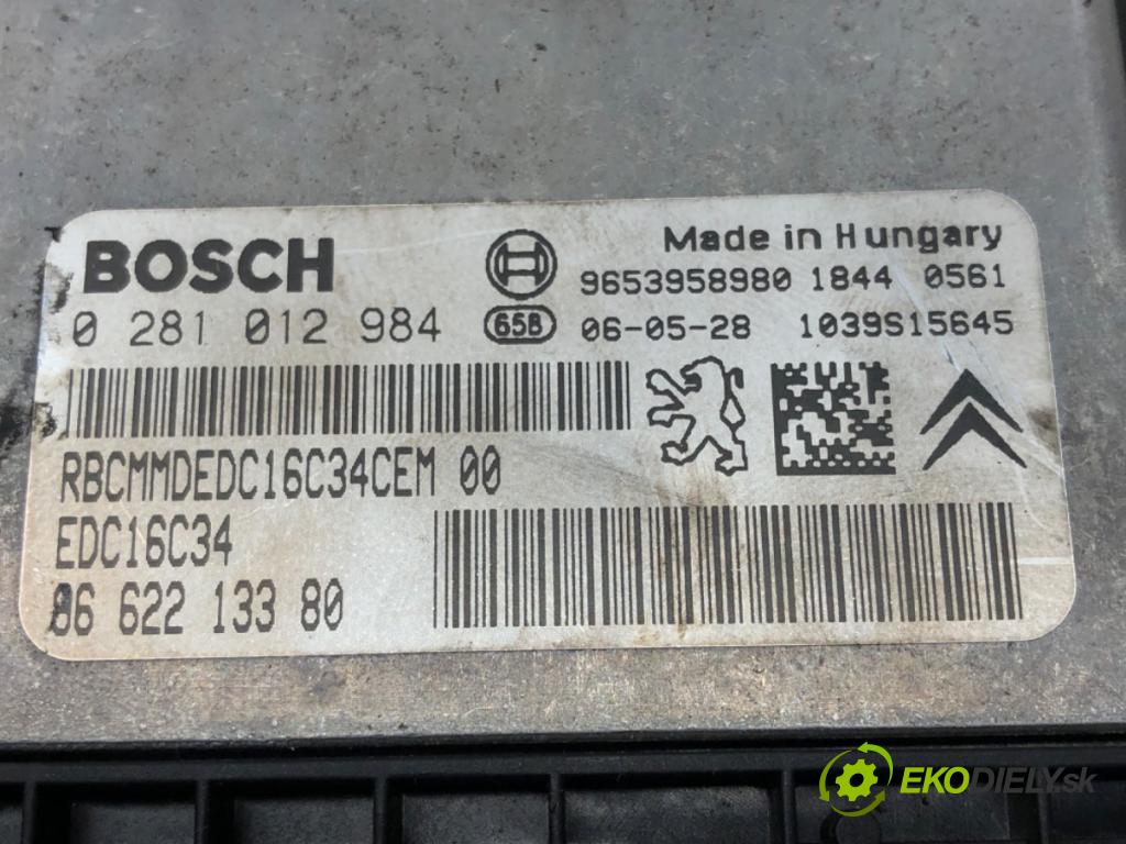 PEUGEOT 407 (6D_) 2004 - 2011    1.6 HDi 110 (6D9HZC, 6D9HYC) 80 kW [109 KM] olej n  riadiaca jednotka Motor 0281012984 (Riadiace jednotky)