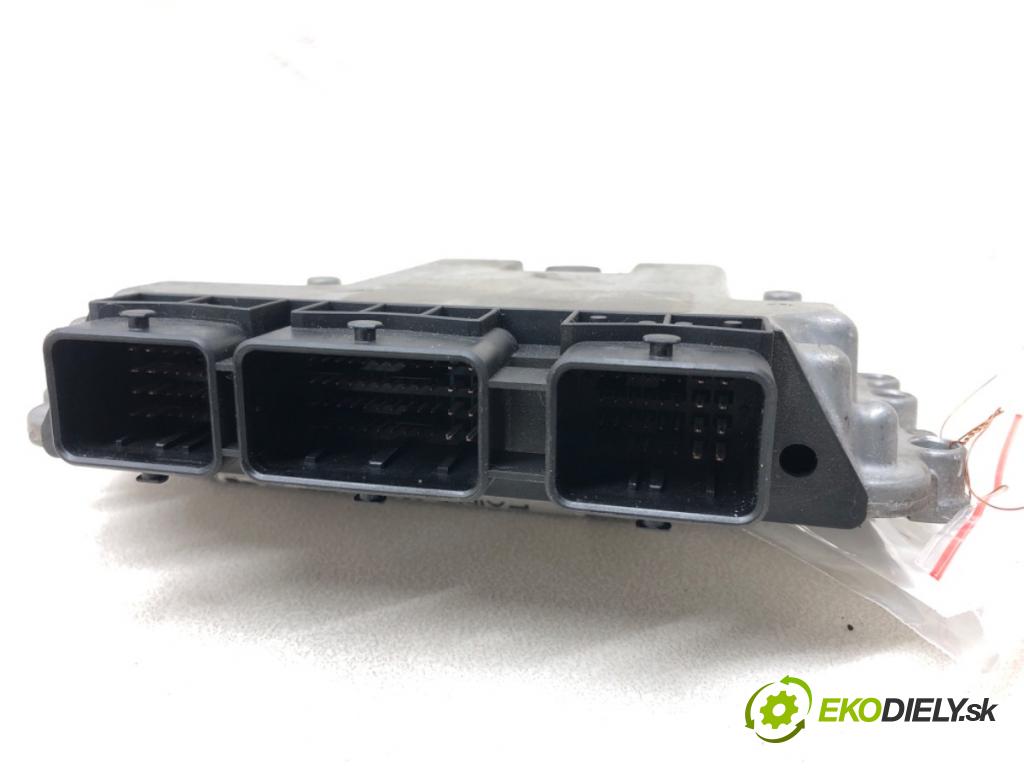 PEUGEOT 407 (6D_) 2004 - 2011    1.6 HDi 110 (6D9HZC, 6D9HYC) 80 kW [109 KM] olej n  riadiaca jednotka Motor 0281012984 (Riadiace jednotky)