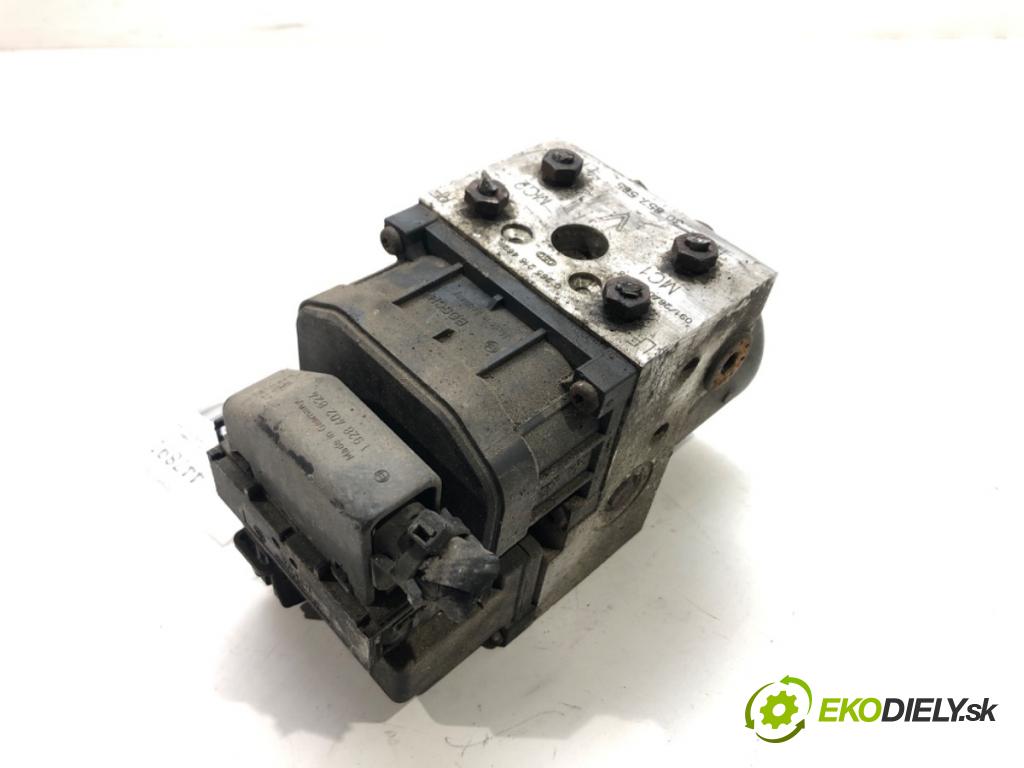 VOLVO S40 I (644) 1995 - 2004    1.9 DI 85 kW [115 KM] olej napędowy 2000 - 2003  Pumpa ABS 0265216462 (Pumpy ABS)