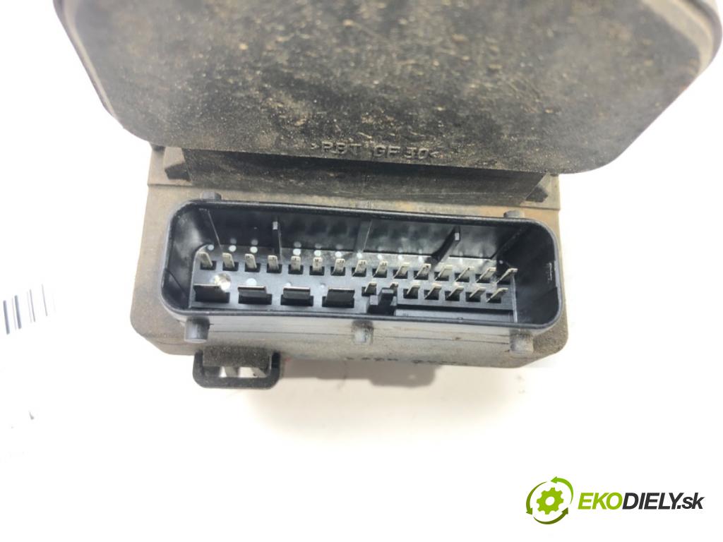 VOLVO S40 I (644) 1995 - 2004    1.9 DI 85 kW [115 KM] olej napędowy 2000 - 2003  Pumpa ABS 0265216462 (Pumpy ABS)