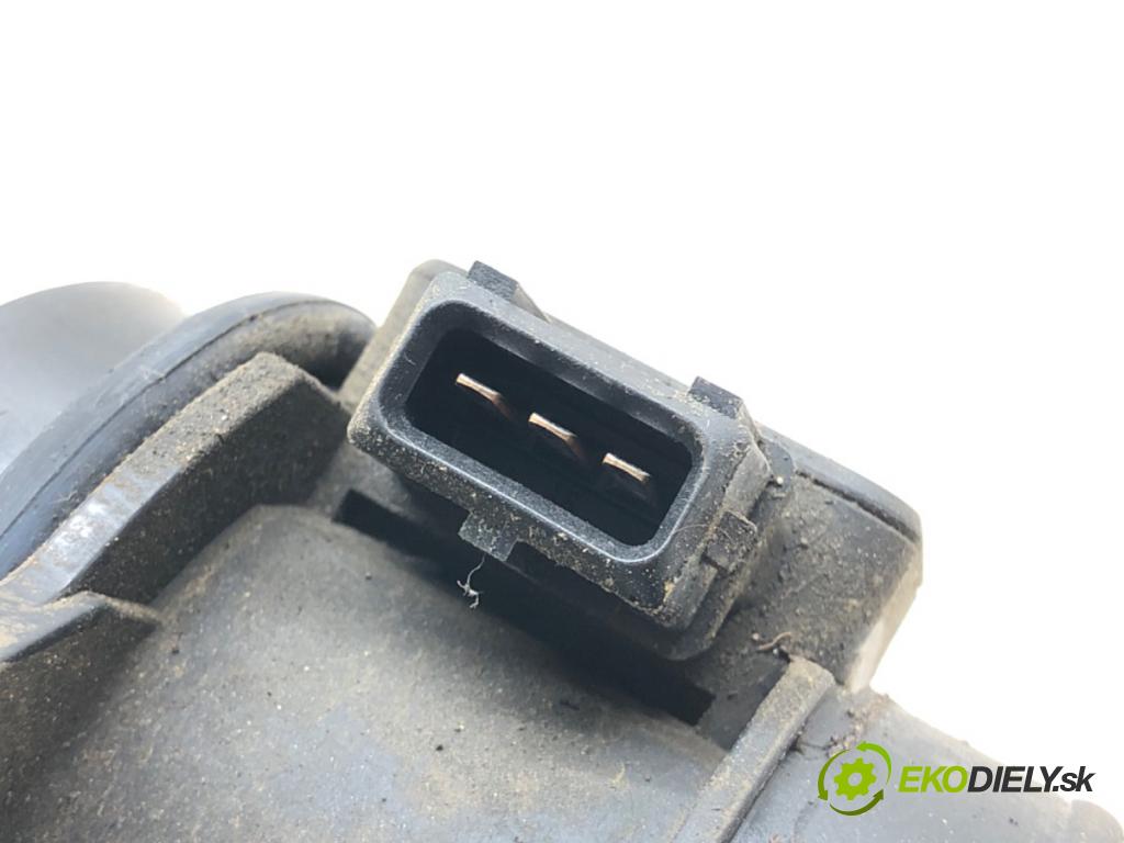 KIA RIO I sedan (DC_) 2000 - 2006    1.3 60 kW [82 KM] benzyna 2002 - 2005  Váha vzduchu 5WK9625 (Váhy vzduchu)