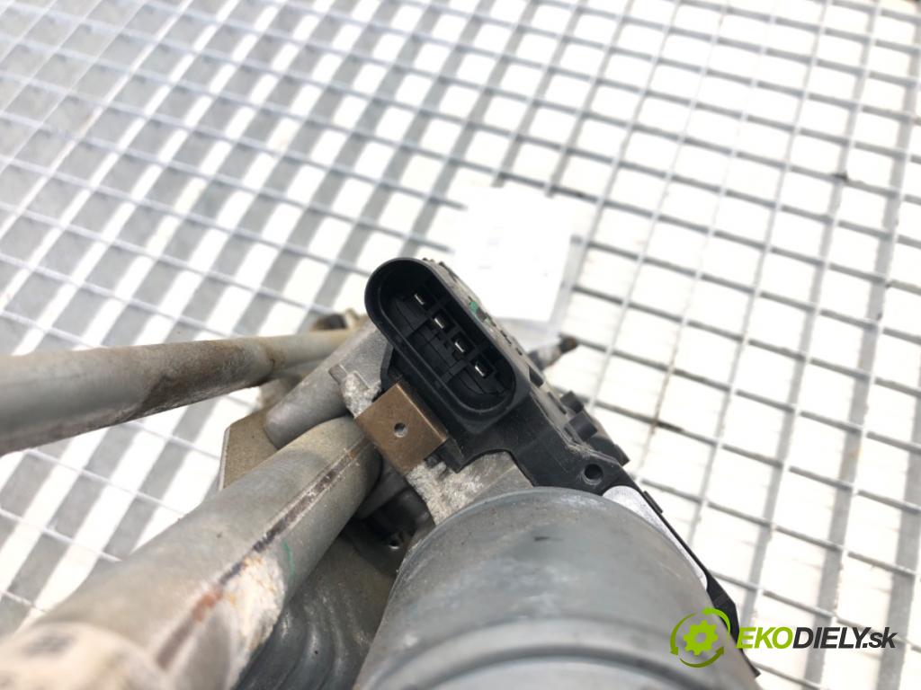 AUDI A6 C7 (4G2, 4GC) 2010 - 2018    3.0 TDI 150 kW [204 KM] olej napędowy 2010 - 2018  Mechanizmus stieračov predný 4G1955119 4G1955023A (Motorčeky stieračov predné)