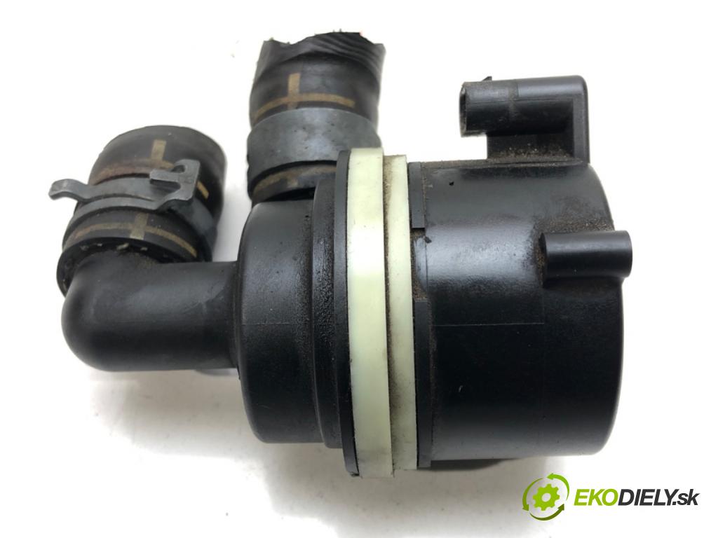 VW PASSAT B6 Variant (3C5) 2005 - 2011    2.0 TDI 103 kW [140 KM] olej napędowy 2005 - 2009  DALŠÍ: Pumpa vody 5N0965561A (Vodné pumpy)