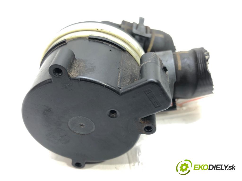 VW PASSAT B6 Variant (3C5) 2005 - 2011    2.0 TDI 103 kW [140 KM] olej napędowy 2005 - 2009  DALŠÍ: Pumpa vody 5N0965561A (Vodné pumpy)