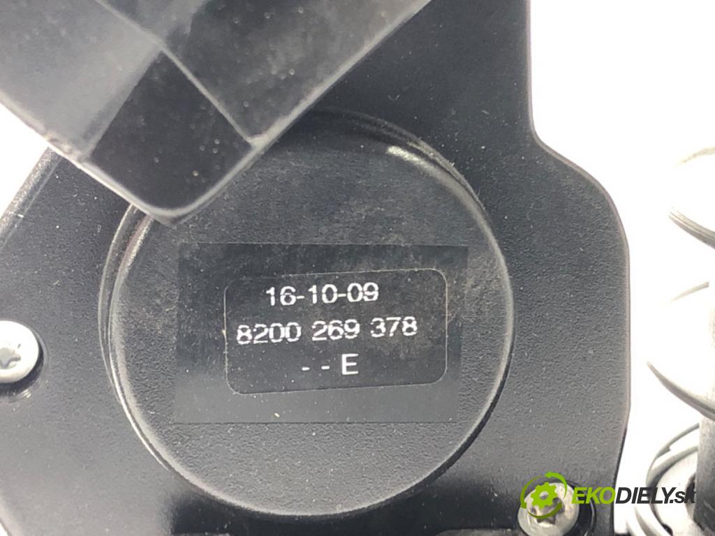 RENAULT CLIO III Grandtour (KR0/1_) 2007 - 2022    1.2 16V (KR0P) 74 kW [101 KM] benzyna 2007 - 2012  Držiak Uchytenie kolesa ZÁLOHOVANIE: 8200667569A 8200269378E (Ostatné)